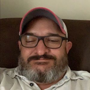 Meet your Posher, Manuel